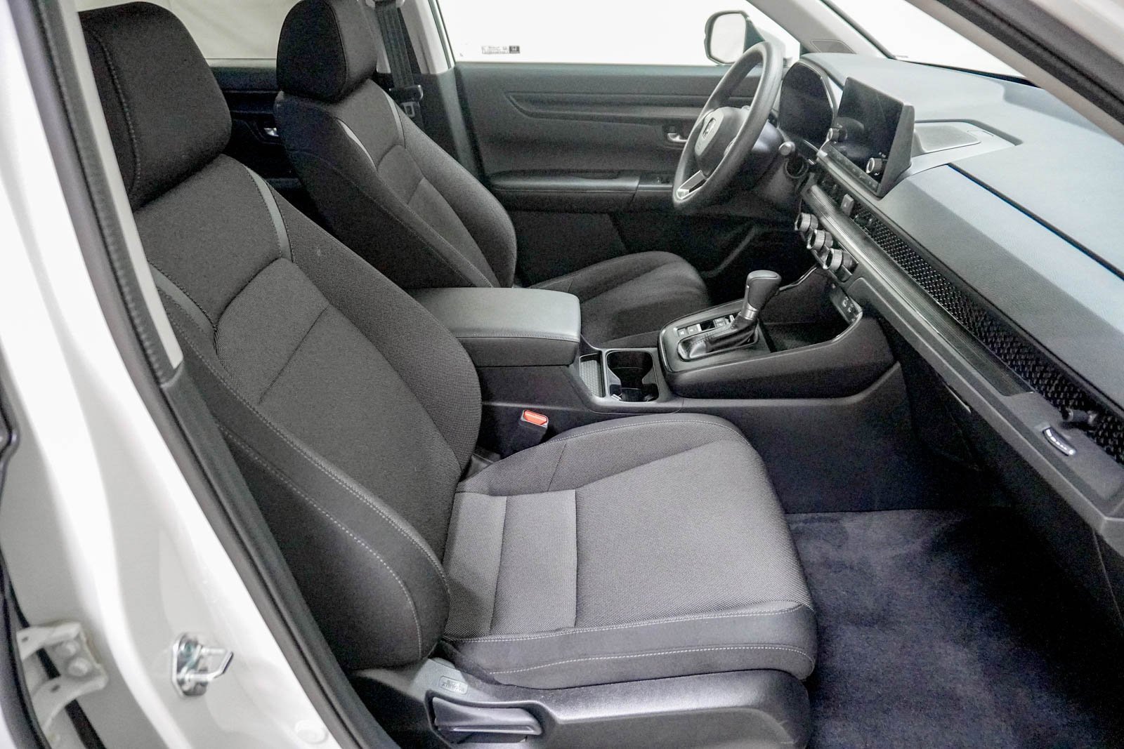 Certified 2025 Honda CR-V EX image 30