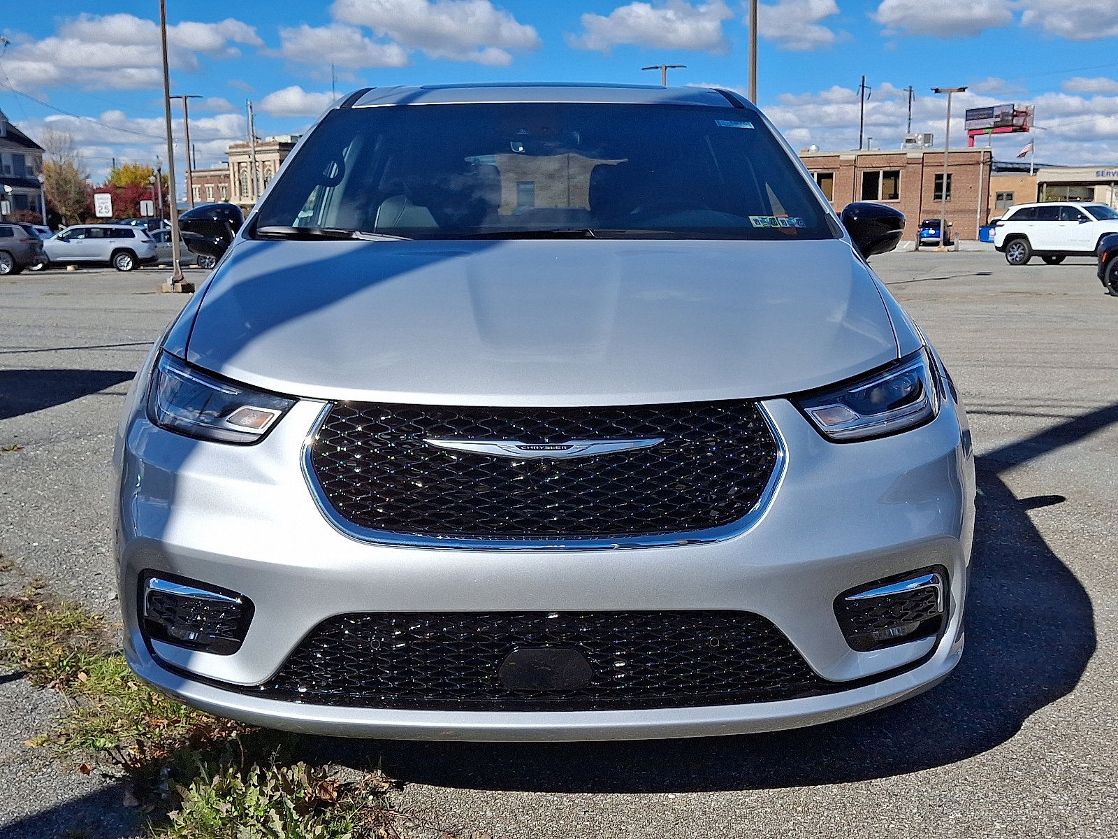 New 2026 Chrysler Pacifica Limited image 2