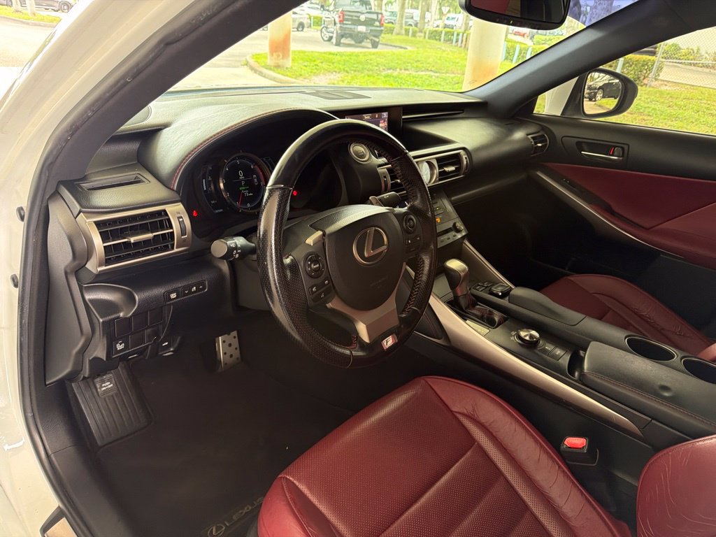 Used 2016 Lexus IS 200t w/ F Sport Package RWD image 7
