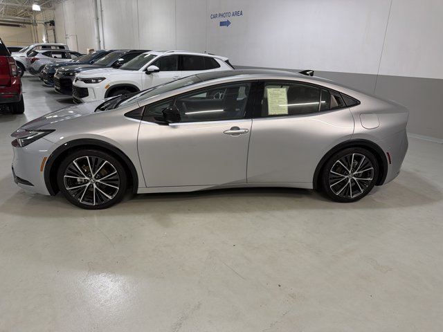 Used 2023 Toyota Prius Limited w/ Limited Premium Package FWD image 5