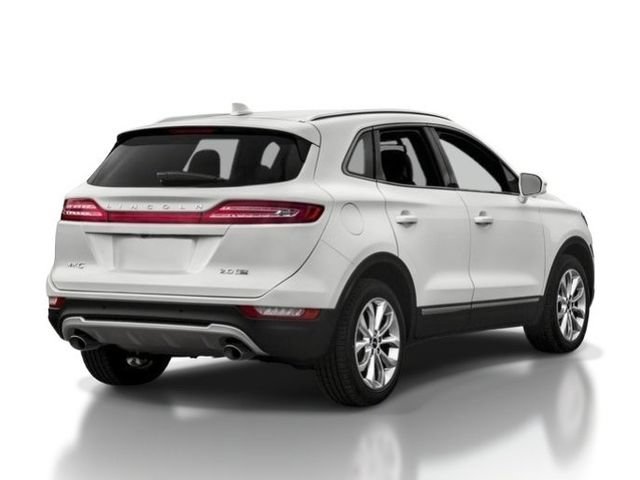 Used 2017 Lincoln MKC Premiere FWD image 2