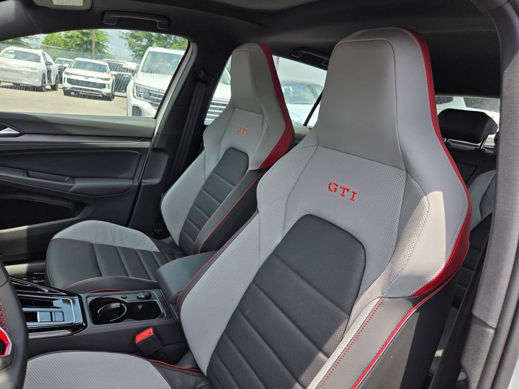 New 2026 Volkswagen GTI SE FWD image 11