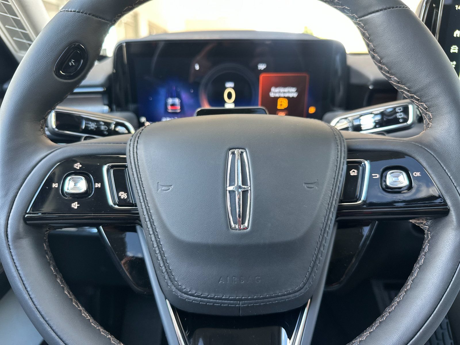 New 2026 Lincoln Aviator Reserve AWD/4WD image 24