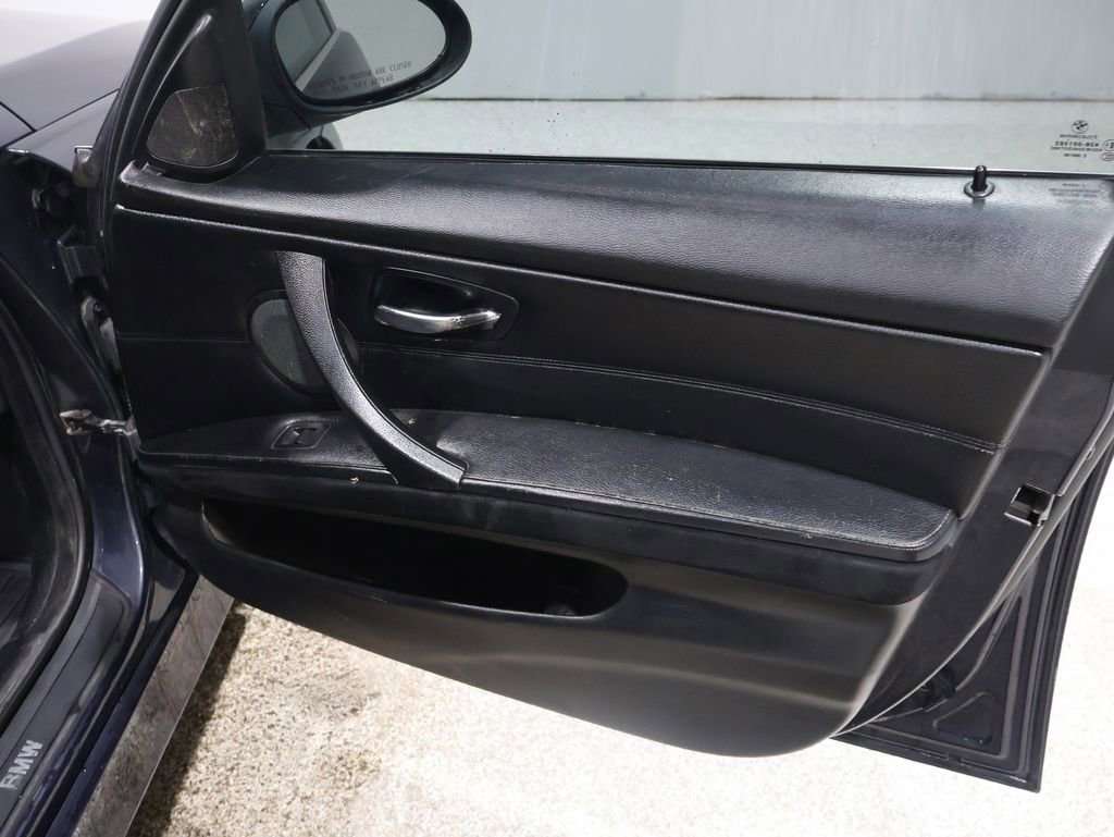 Used 2006 BMW 330i Sedan image 26