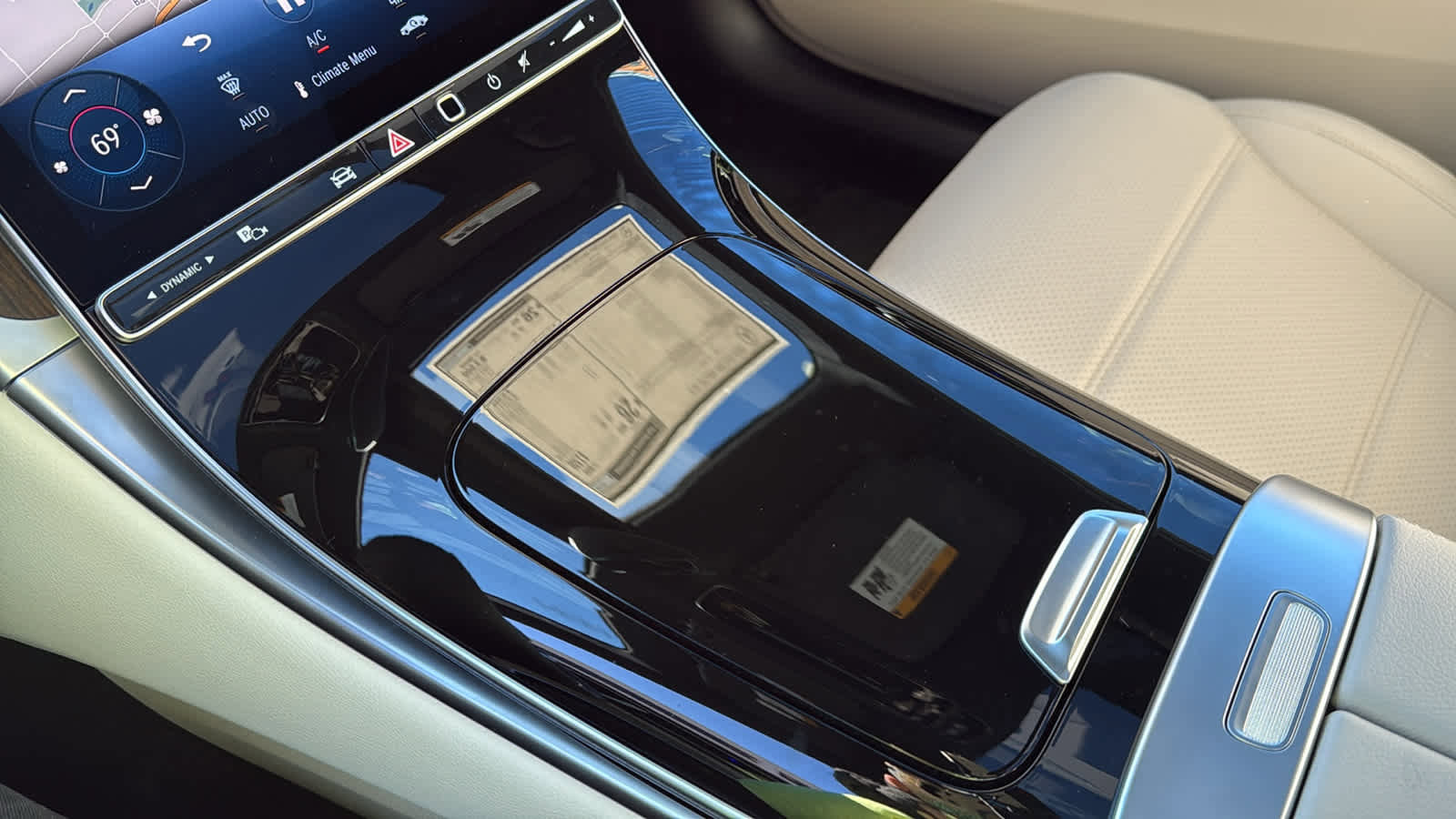 New 2026 Mercedes-Benz GLC 300 4MATIC image 23