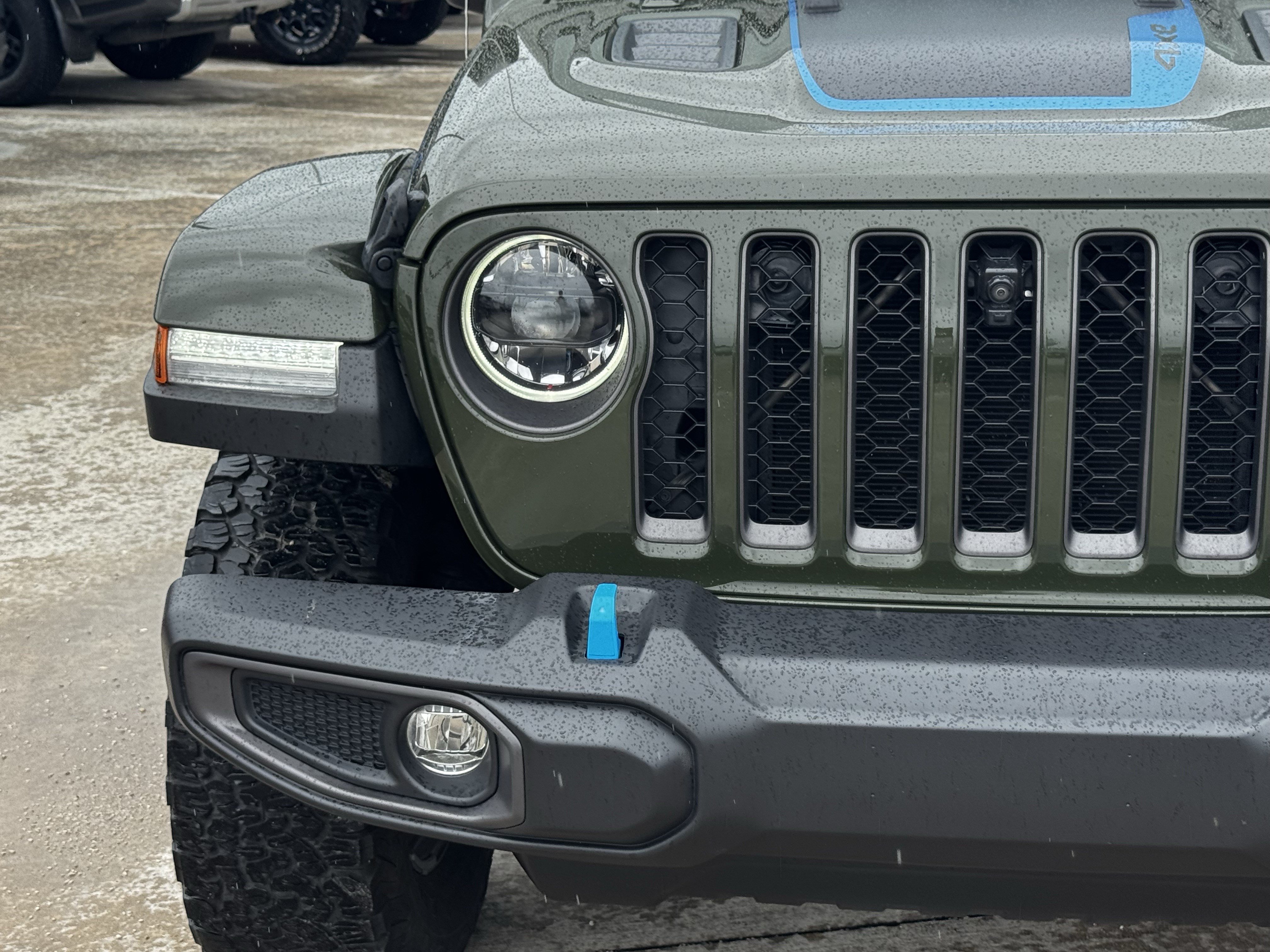 Used 2023 Jeep Wrangler Unlimited Rubicon 4xe w/ Safety Group AWD/4WD image 6