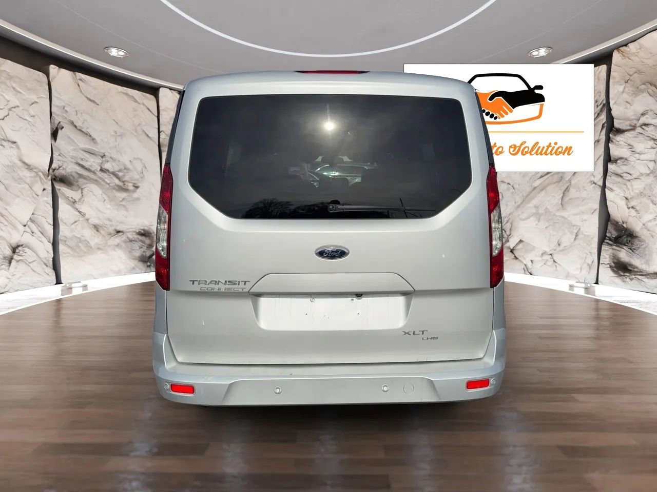 Used 2015 Ford Transit Connect XLT image 4