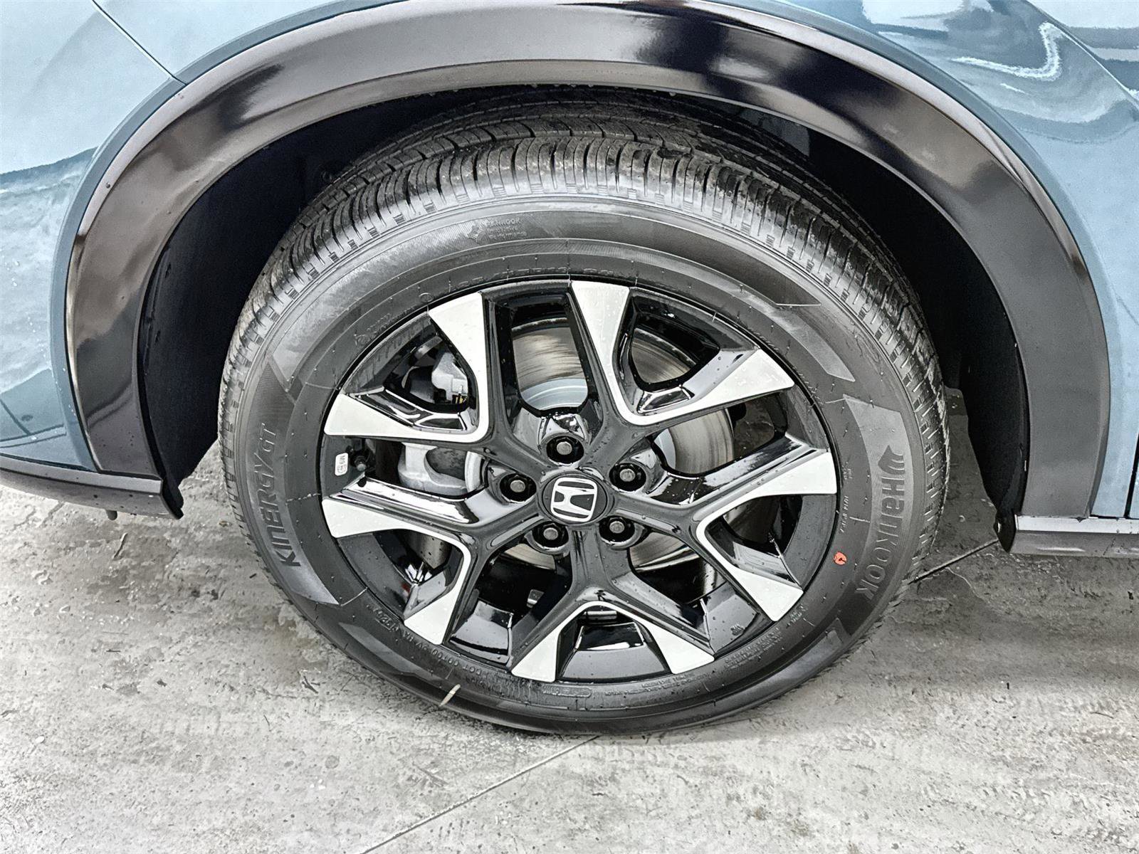 New 2027 Honda HR-V EX-L image 10