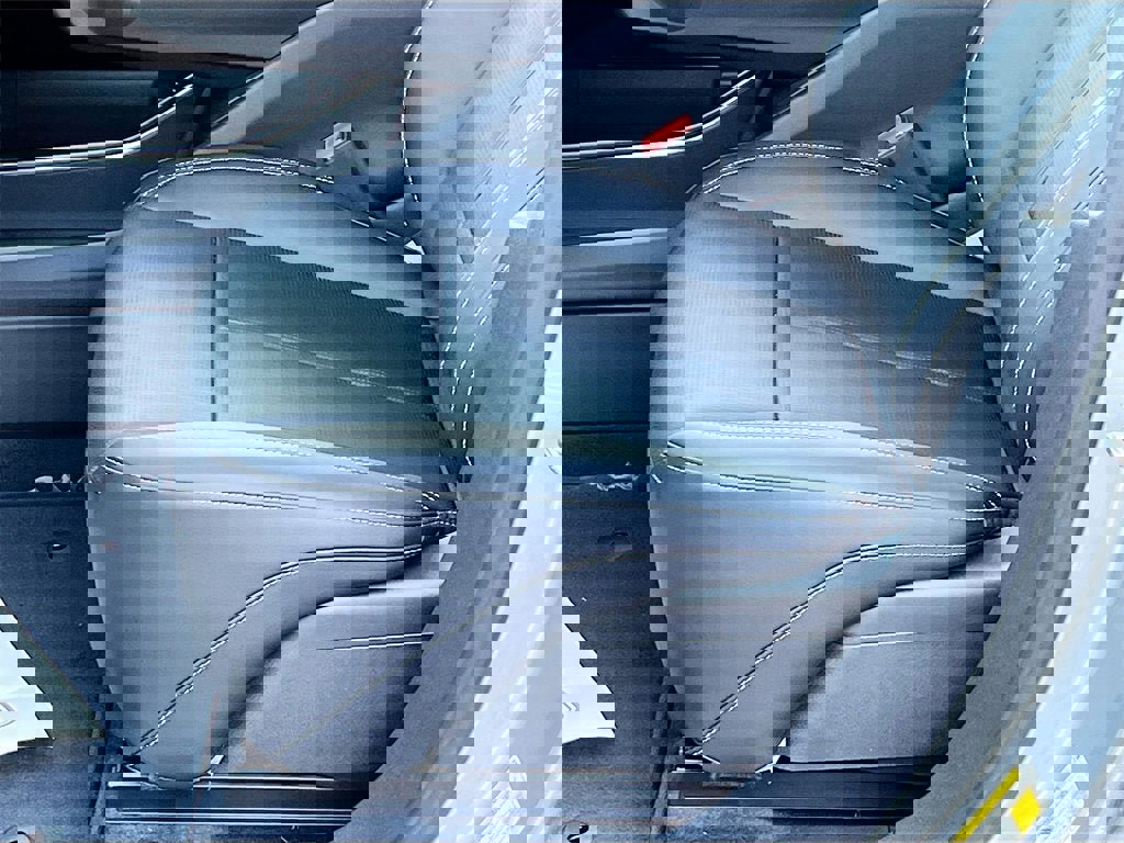 New 2026 Cadillac Lyriq Luxury image 18