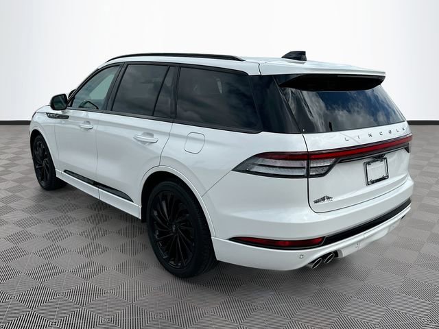 Used 2025 Lincoln Aviator Reserve w/ Luxury Package RWD image 7
