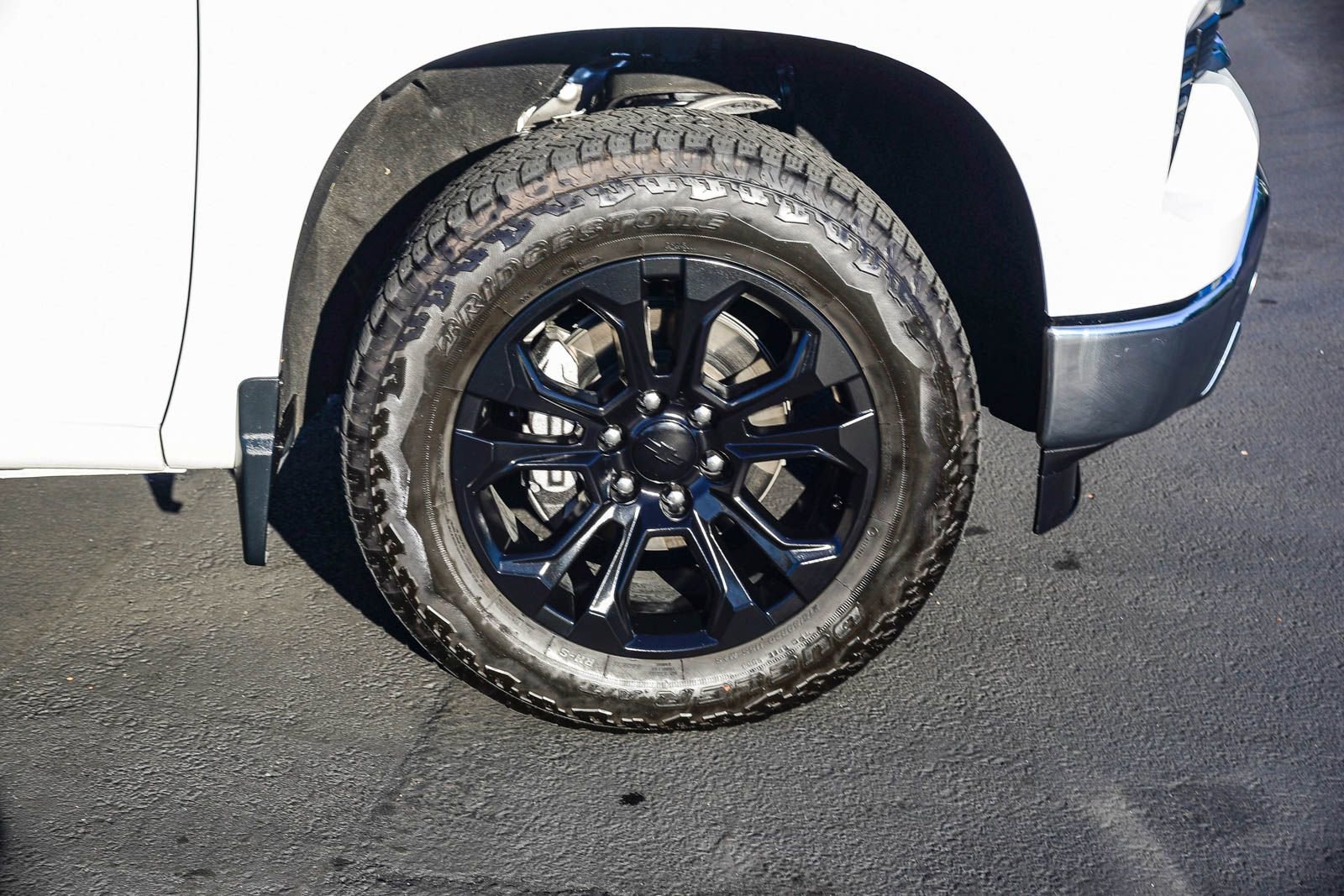 Used 2024 Chevrolet Silverado 1500 LTZ image 11