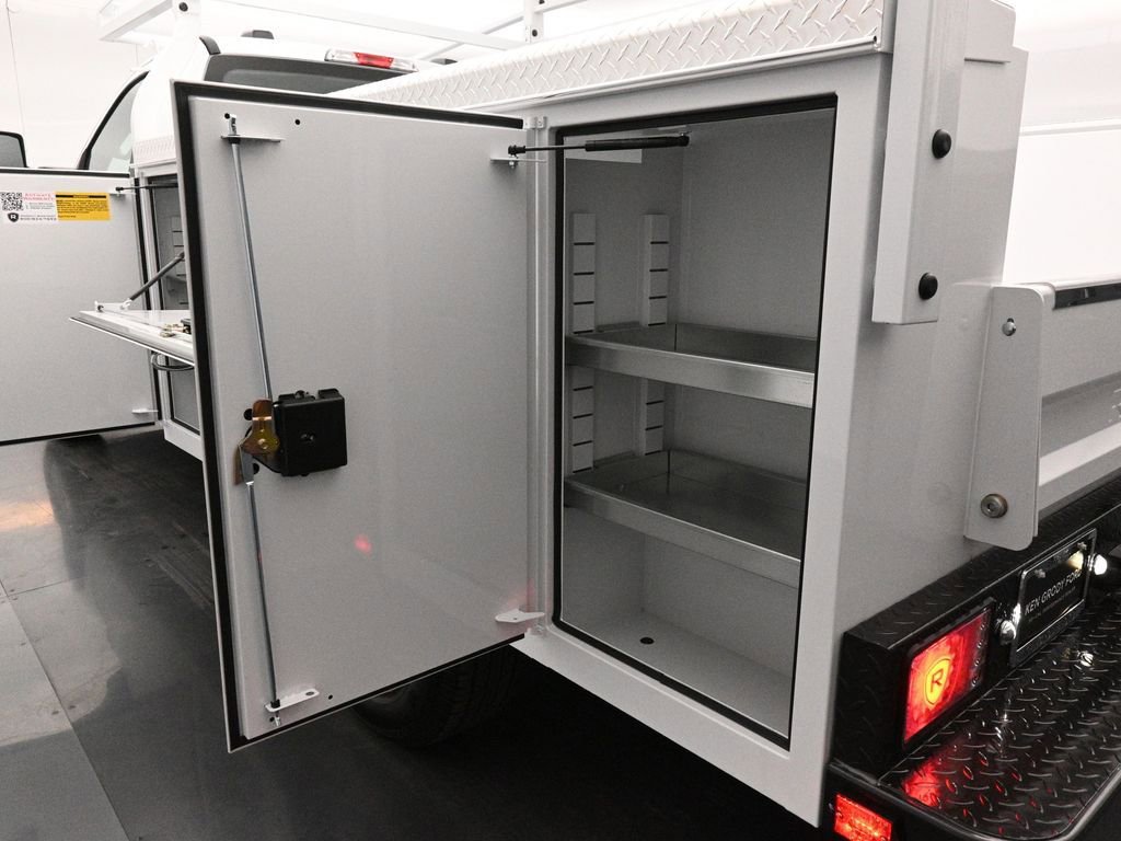 New 2025 Ford F350 XL w/ XL Chrome Package image 18