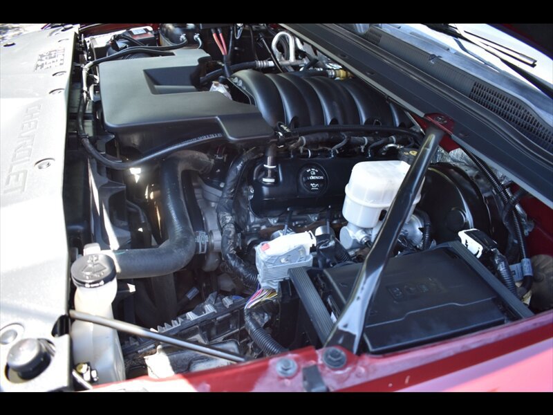Used 2017 Chevrolet Suburban LS RWD image 45