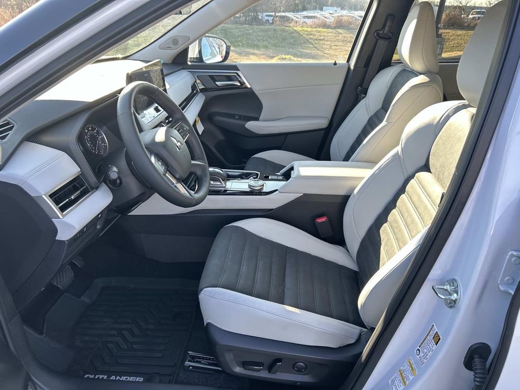New 2026 Mitsubishi Outlander SE FWD image 21