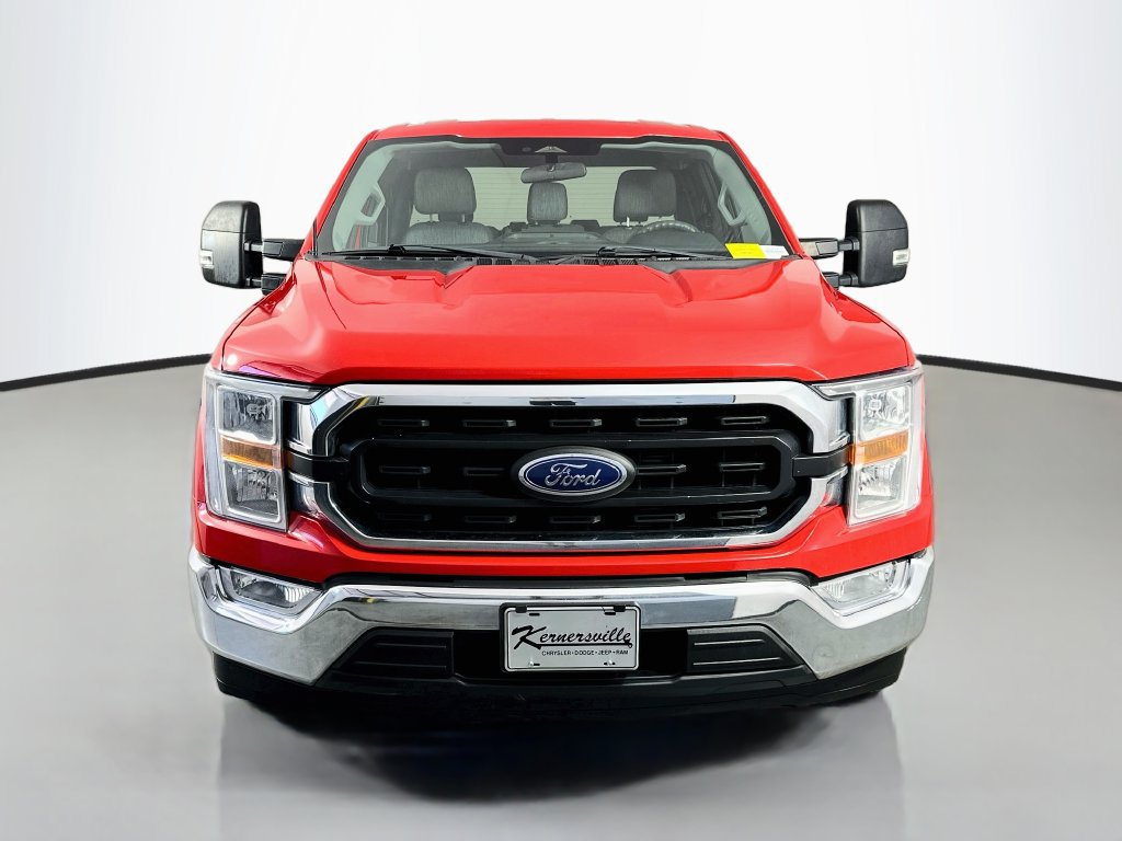 Used 2022 Ford F150 XLT w/ Trailer Tow Package RWD image 2