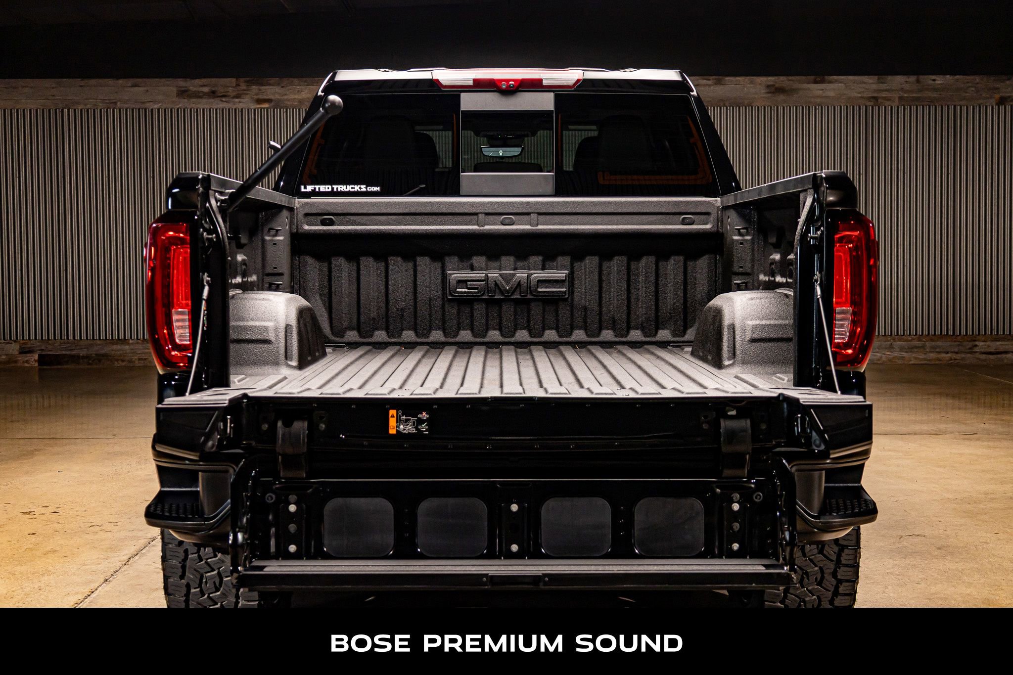 Used 2025 GMC Sierra 1500 Denali w/ Denali Reserve Package image 9