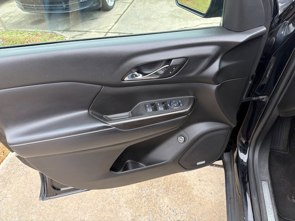 Used 2017 GMC Acadia SLT image 38