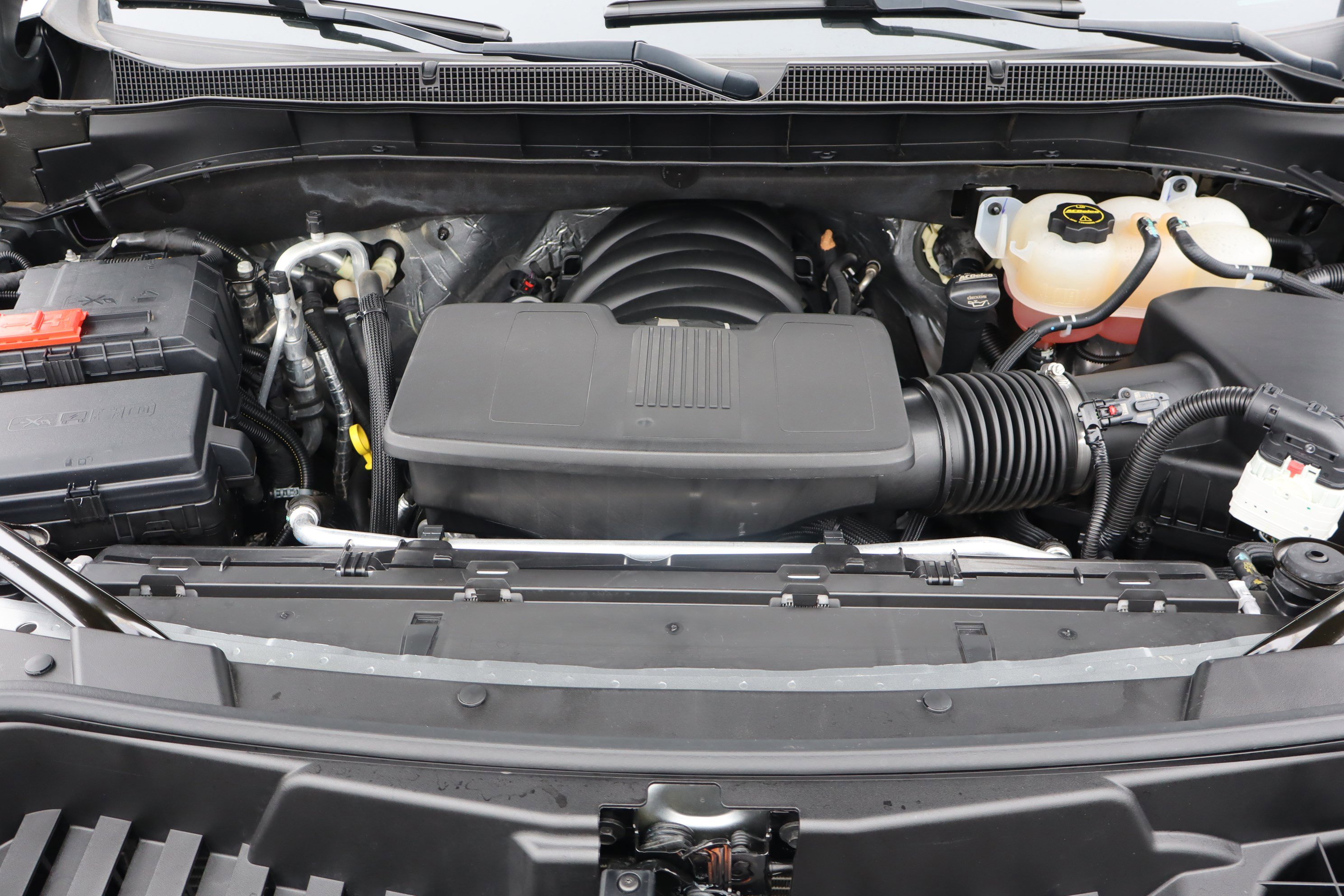 Certified 2024 Chevrolet Suburban High Country image 46