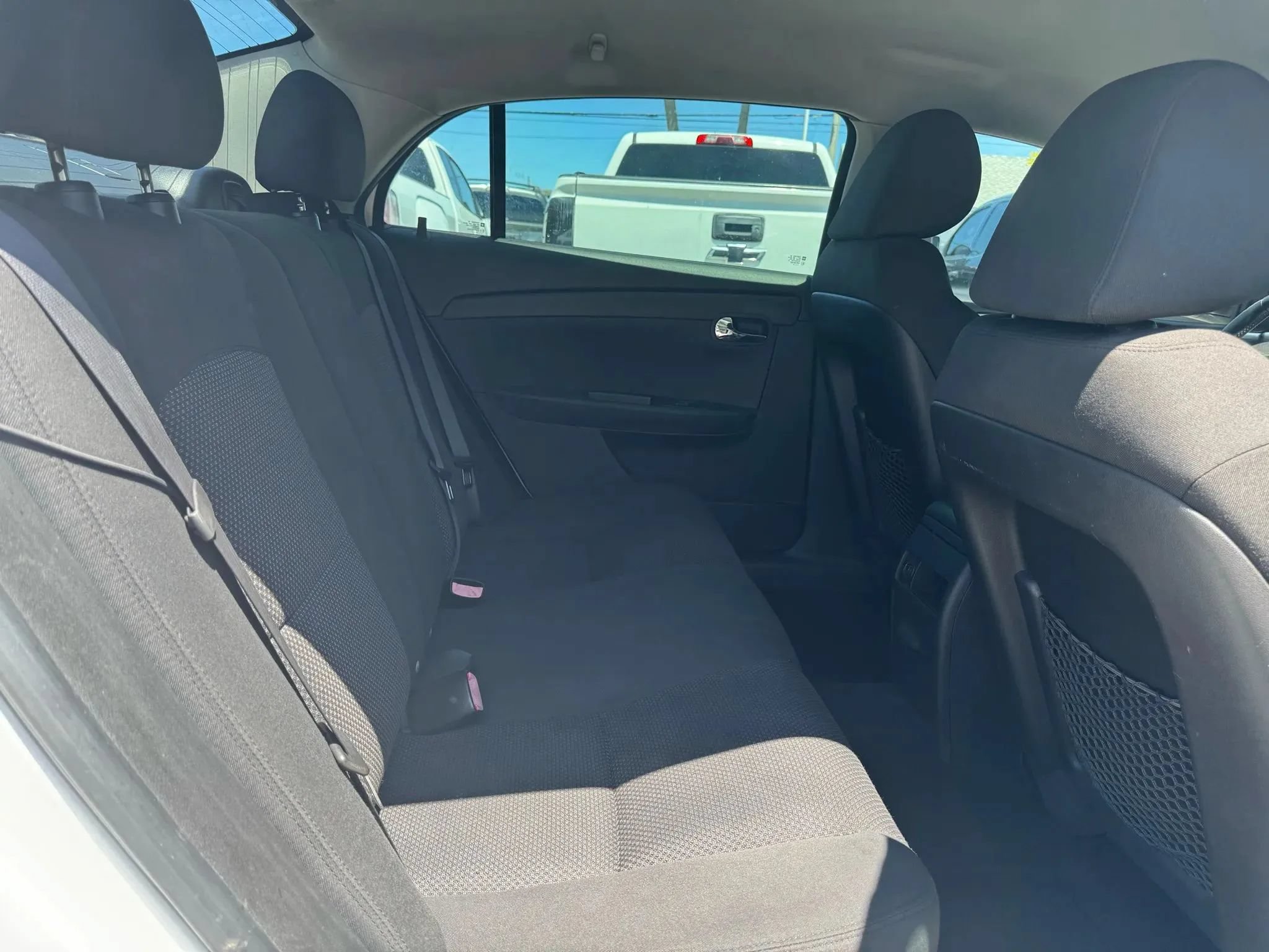 Used 2010 Chevrolet Malibu LT FWD image 14