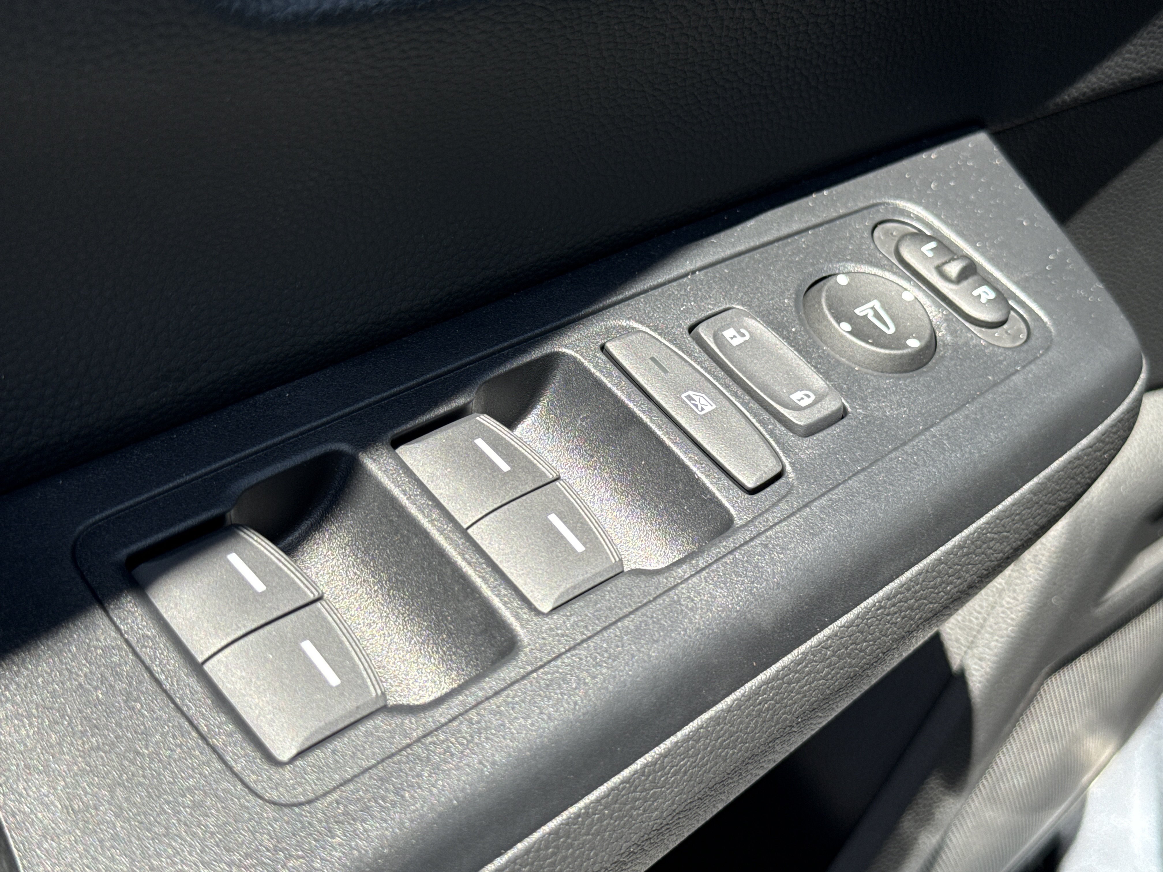 Certified 2025 Honda CR-V Sport-L image 25