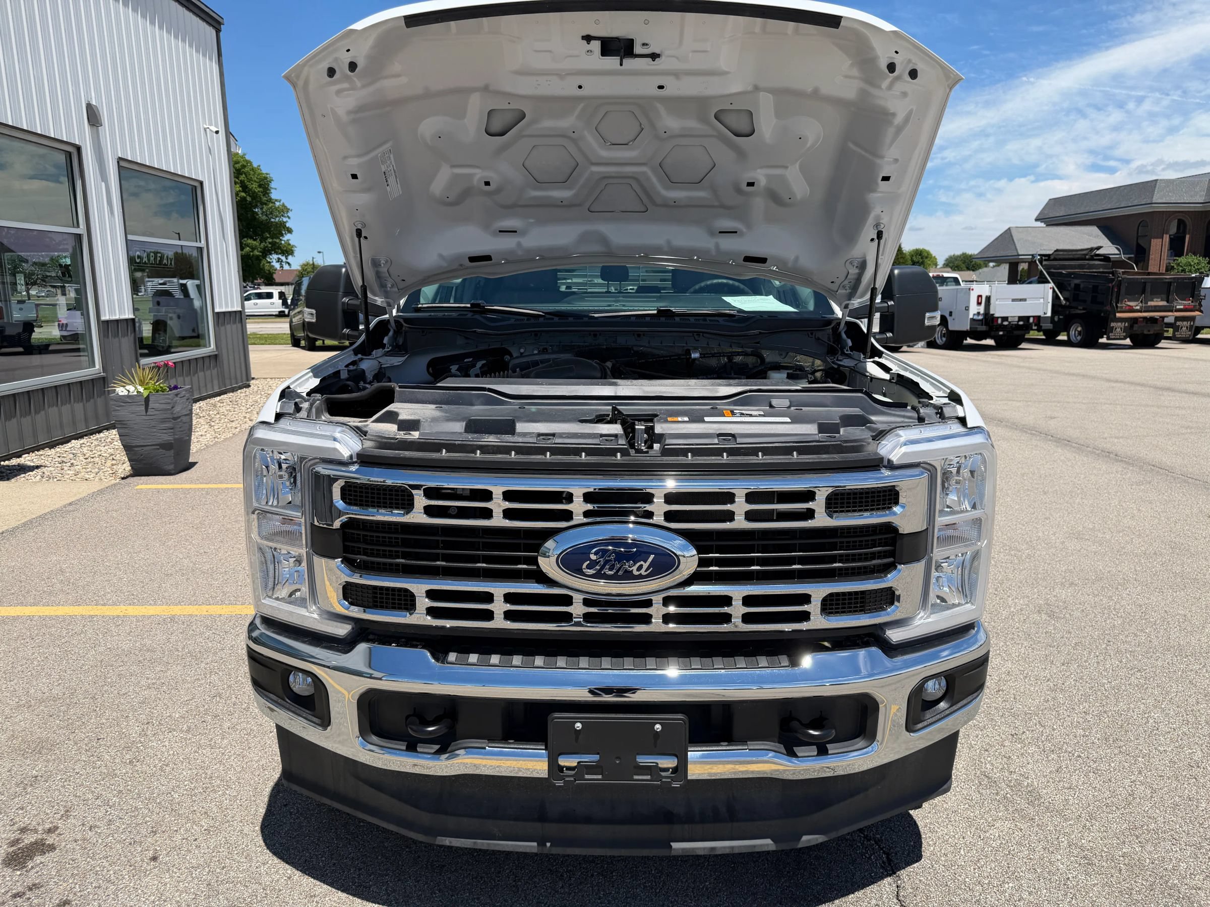 Used 2025 Ford F350 XLT AWD/4WD image 36