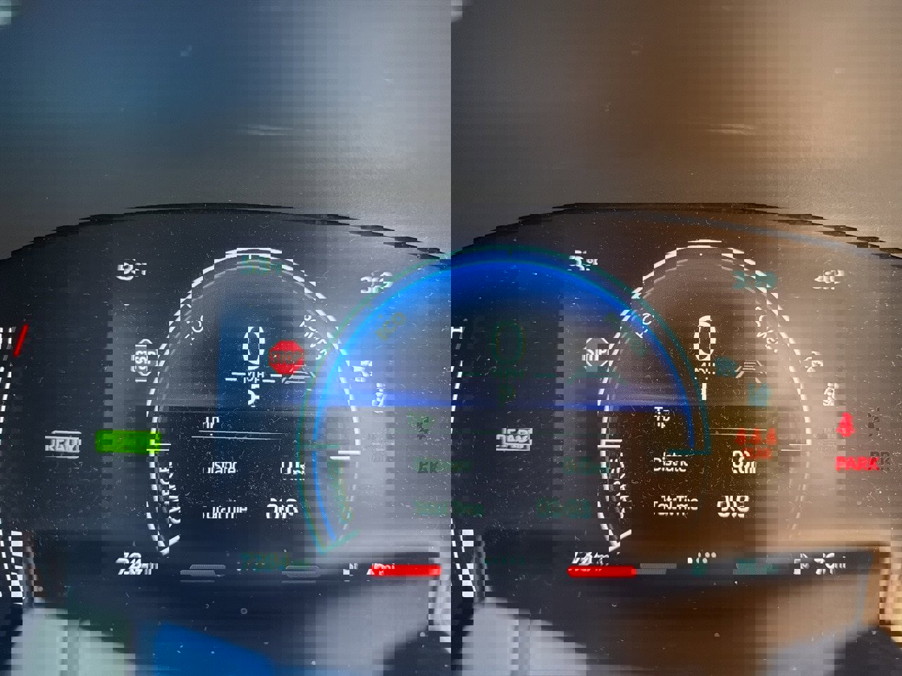 Used 2025 Toyota Camry SE image 17