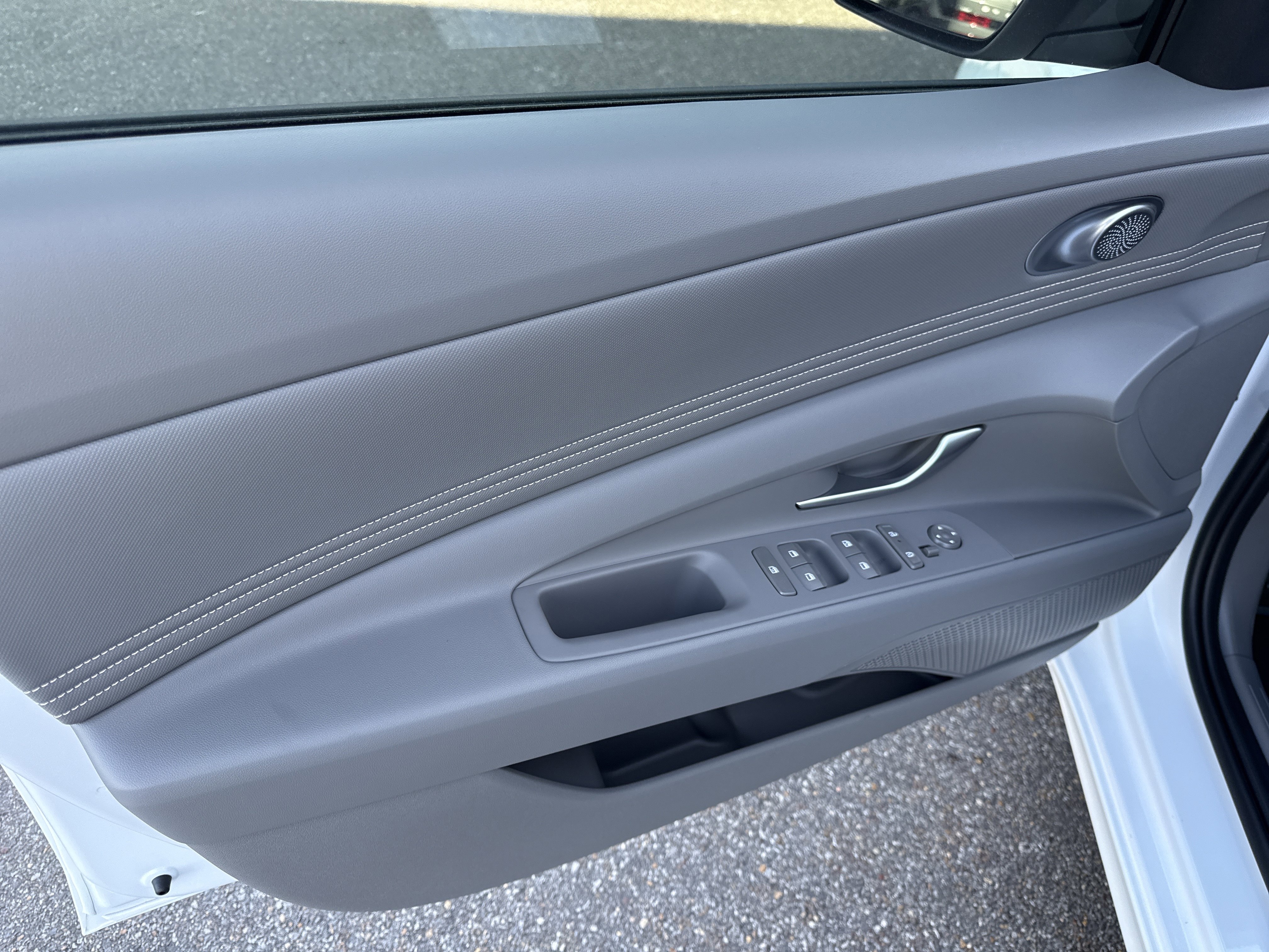 New 2026 Hyundai Elantra SEL Sport Premium image 7