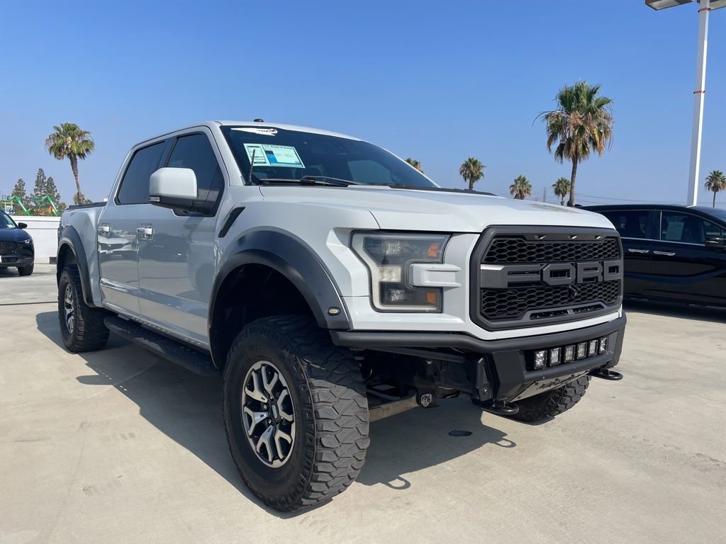 Used 2017 Ford F150 Raptor w/ Equipment Group 802A Luxury AWD/4WD image 1