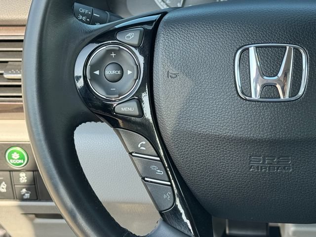 Used 2017 Honda Accord EX-L image 23