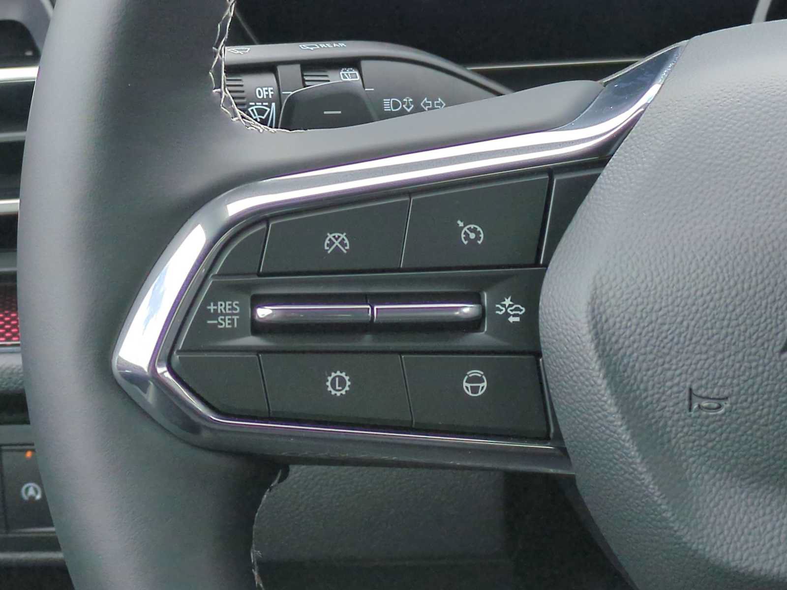 New 2026 Chevrolet Traverse Z71 w/ Enhanced Driving Package AWD/4WD image 15