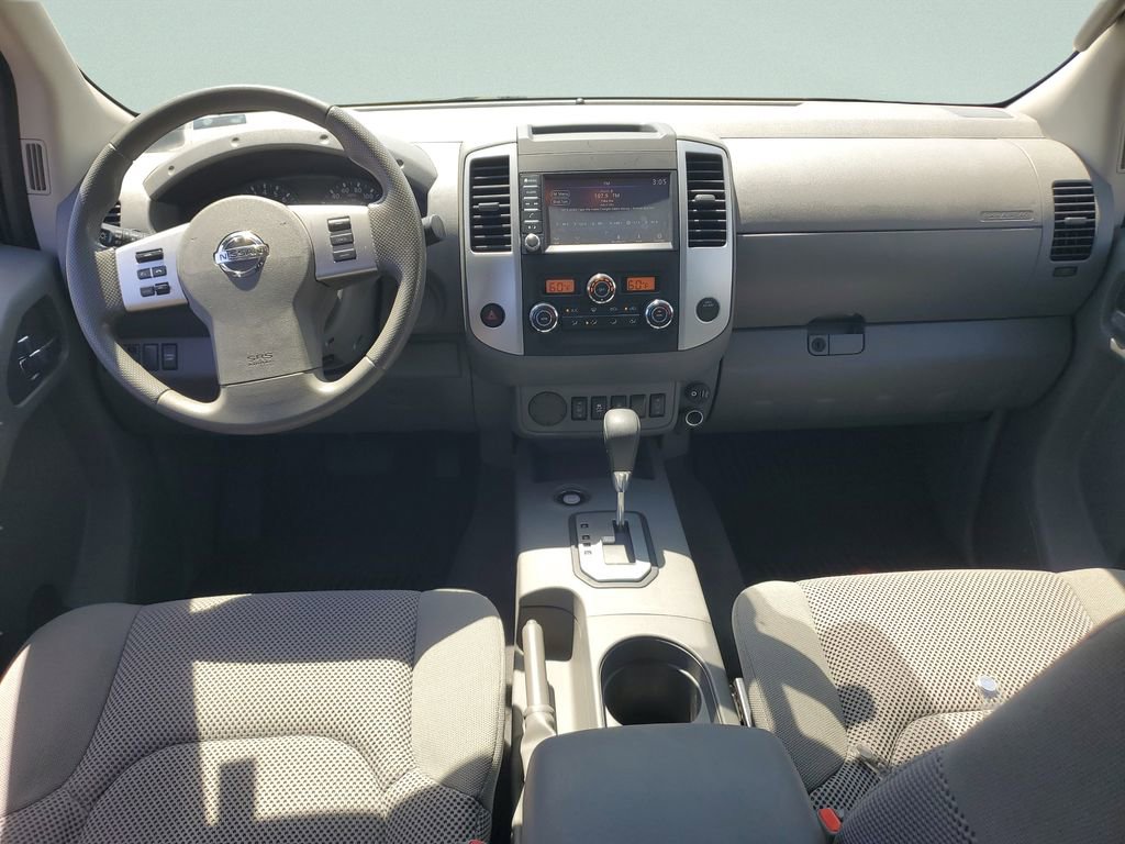 Used 2021 Nissan Frontier SV RWD image 11