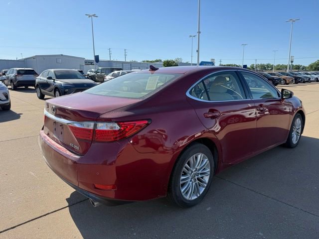 Used 2013 Lexus ES 350 w/ Luxury Pkg FWD image 3