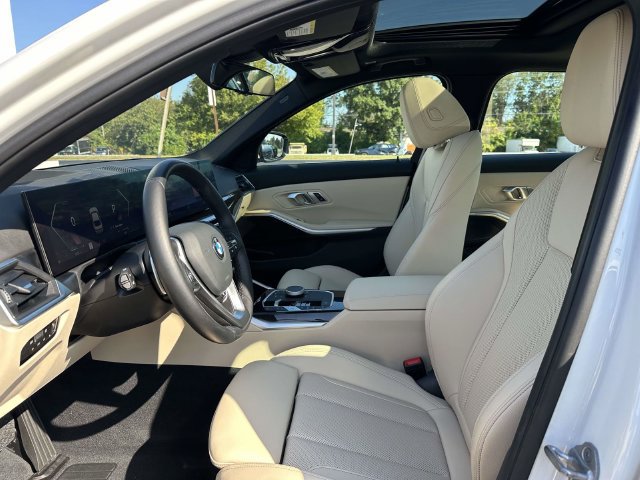 Used 2023 BMW 330i xDrive Sedan w/ Premium Package AWD/4WD image 19