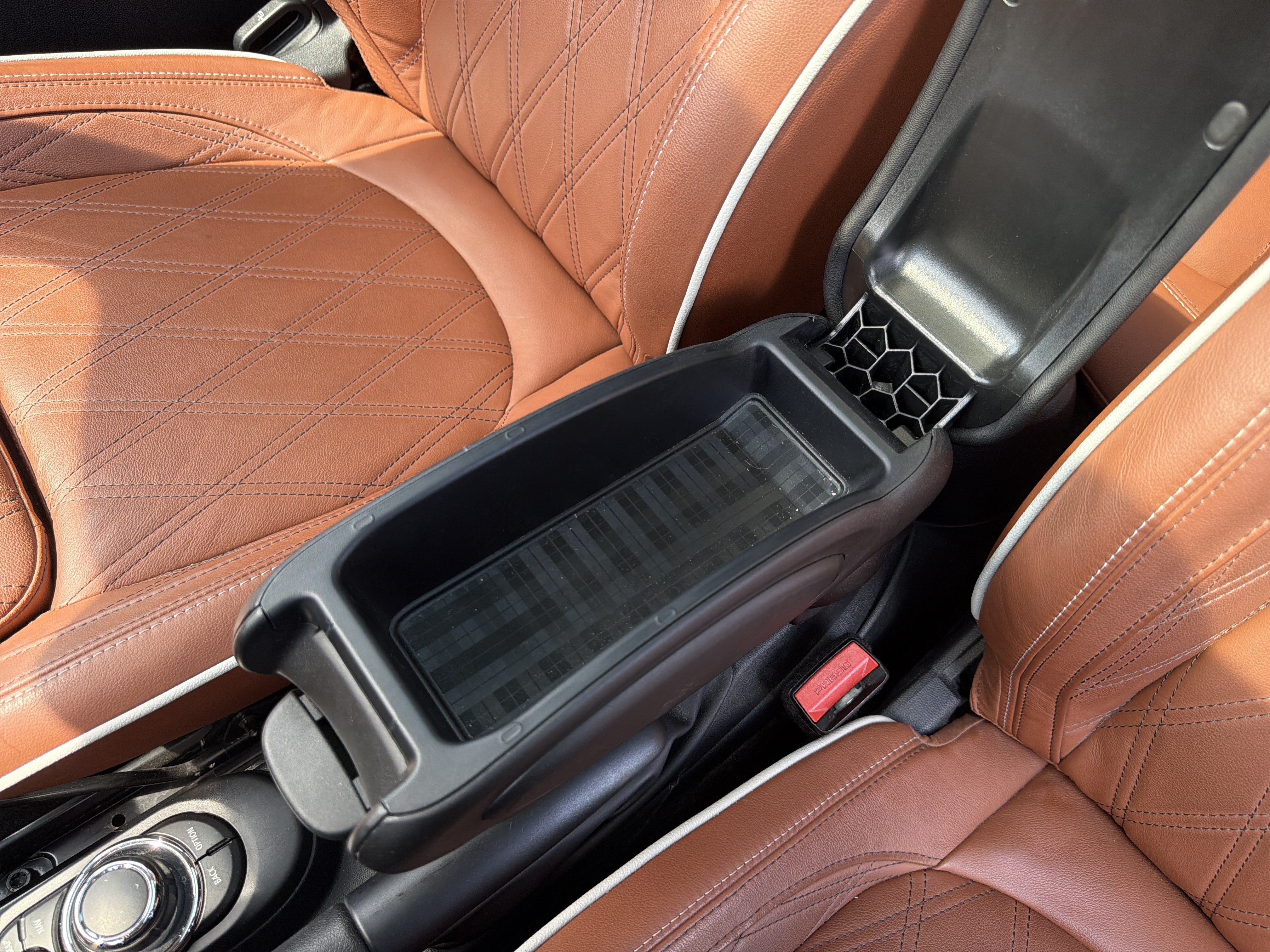 Certified 2024 MINI Cooper S w/ Signature Upholstery Package FWD image 42