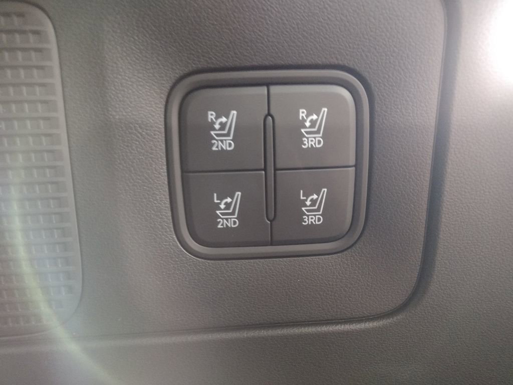 New 2026 Hyundai Ioniq 9 Limited w/ Tow & Go Package image 15