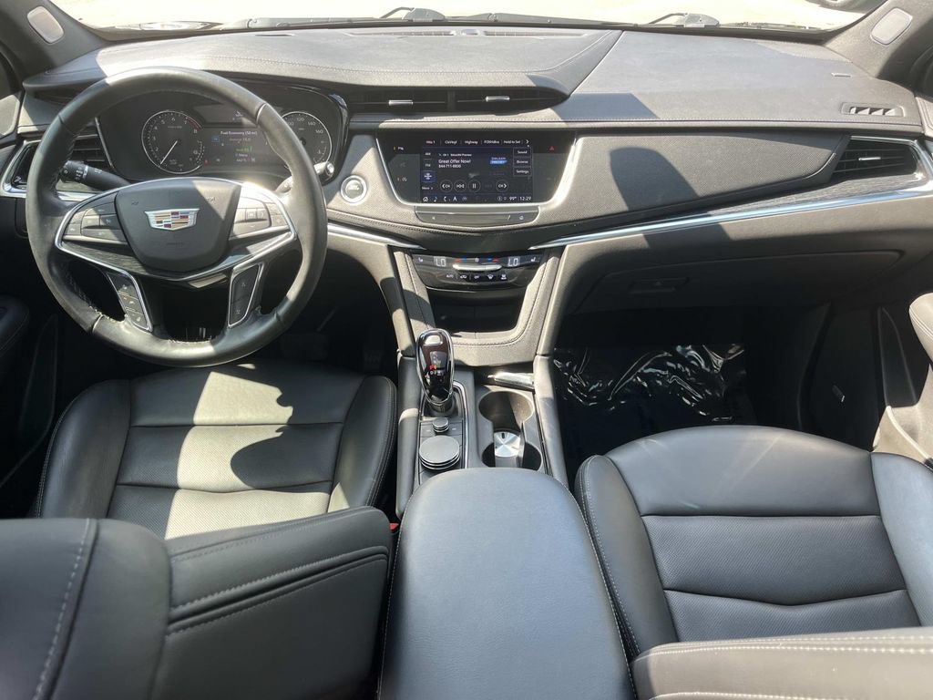 Certified 2023 Cadillac XT5 Premium Luxury AWD/4WD image 16