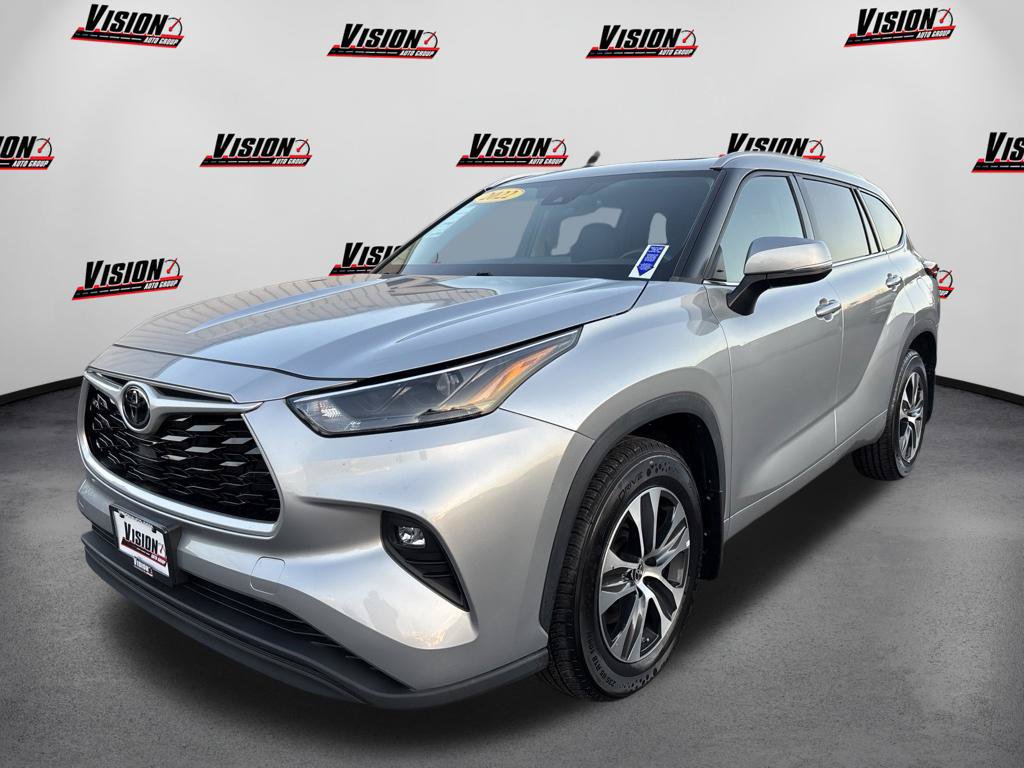 Used 2022 Toyota Highlander XLE