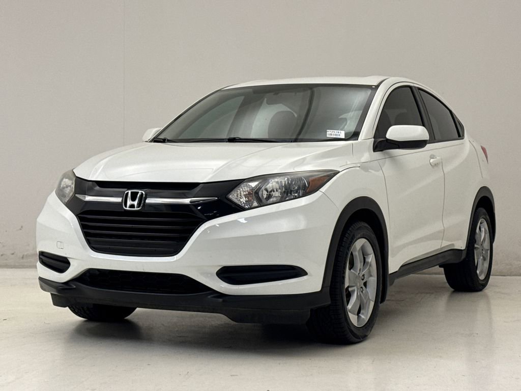 Used 2017 Honda HR-V LX image 2
