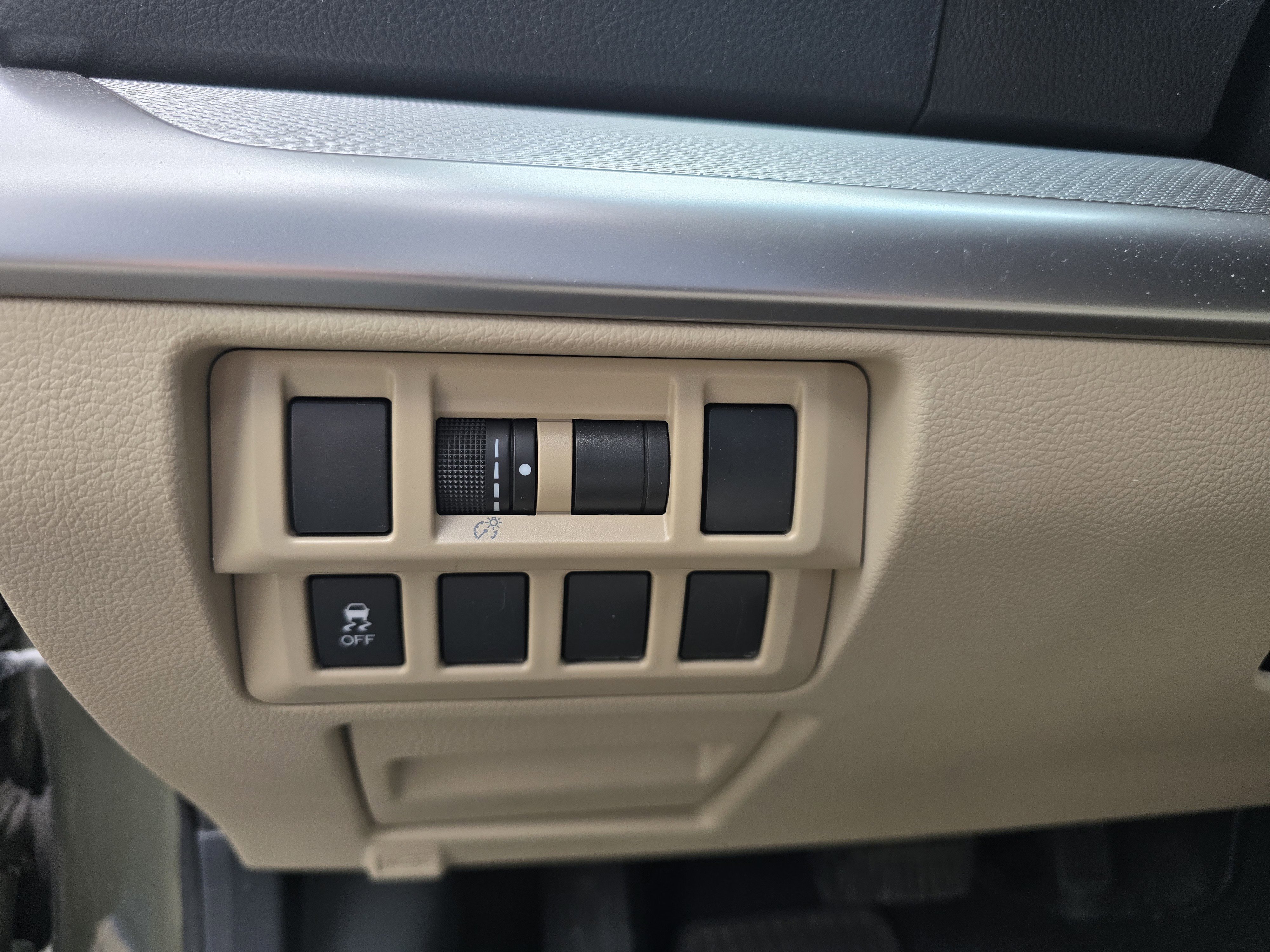 Used 2016 Subaru Outback 2.5i Premium w/ Protection Package #1 image 16