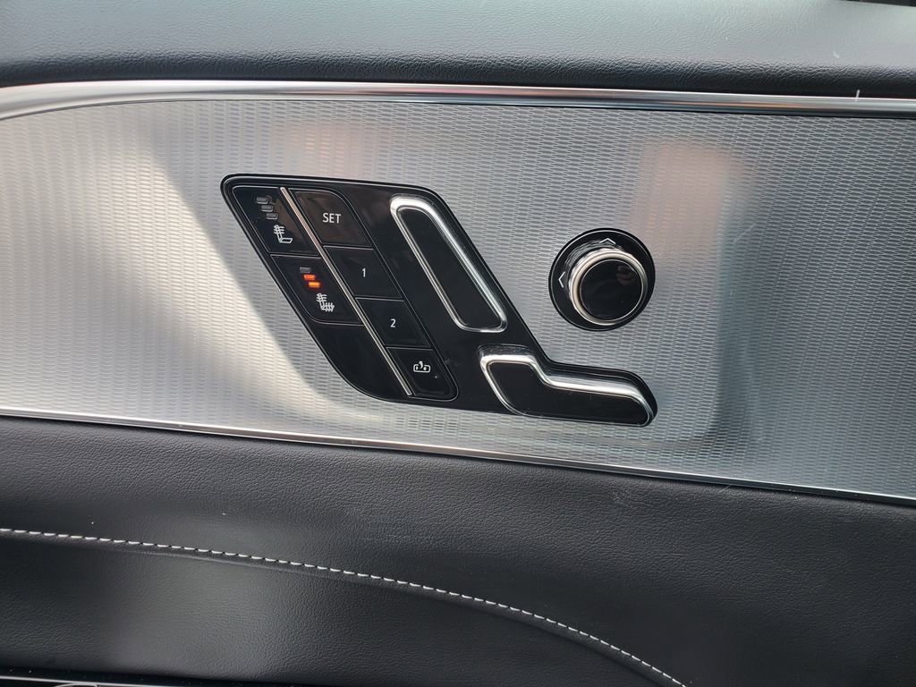 Used 2024 Cadillac Lyriq Tech w/ Driver Assist Package image 19