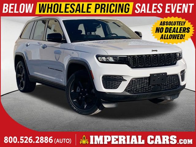 Used 2023 Jeep Grand Cherokee Altitude image 1