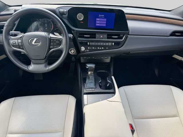 Used 2024 Lexus ES 250 w/ Premium Package AWD/4WD image 18