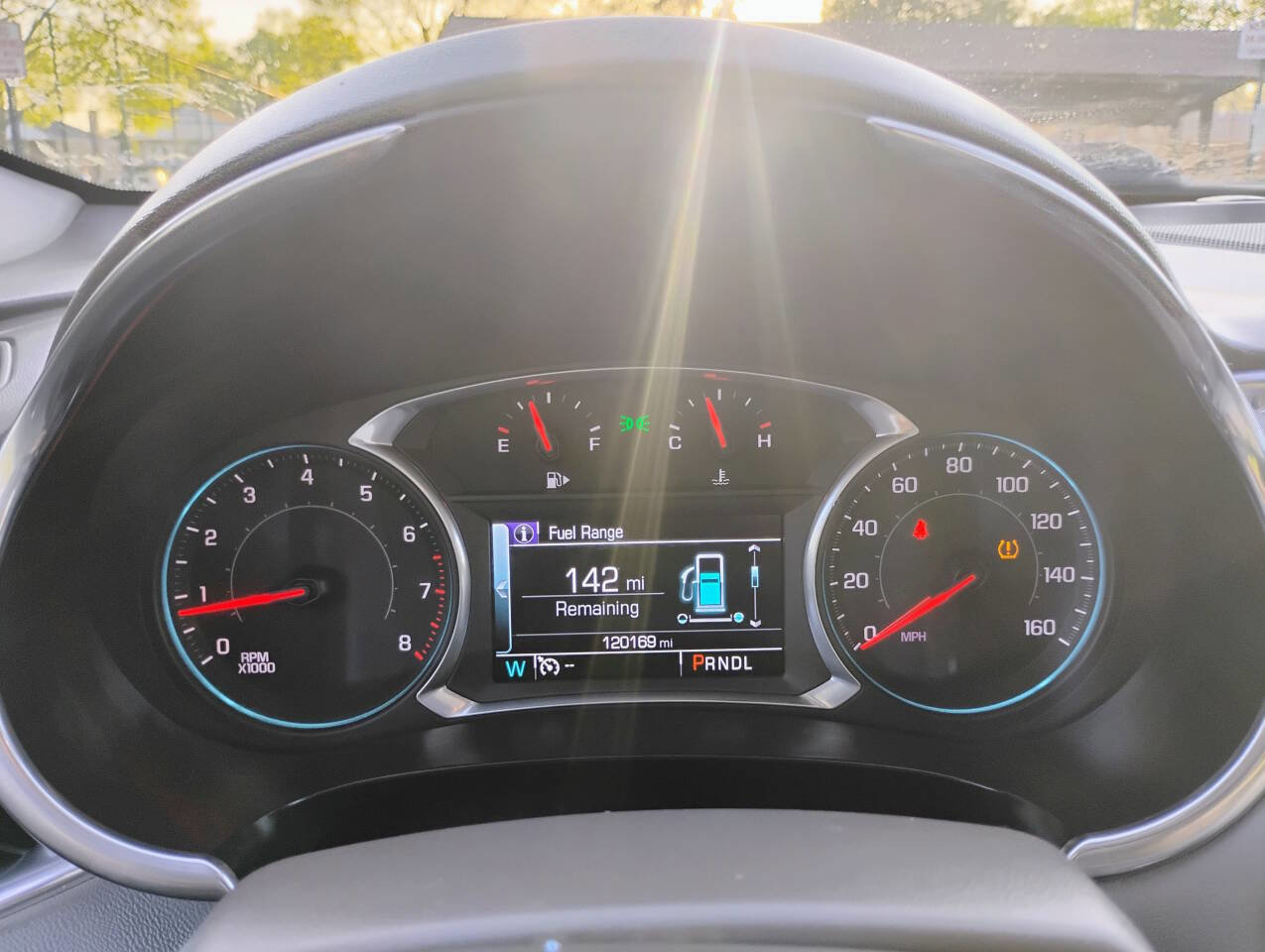 Used 2017 Chevrolet Malibu Premier FWD image 15