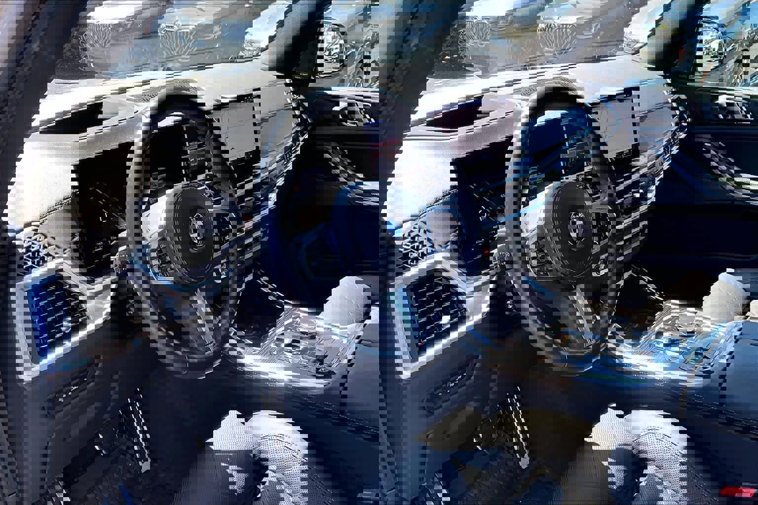 Certified 2024 BMW X5 xDrive40i w/ M Sport Package image 18