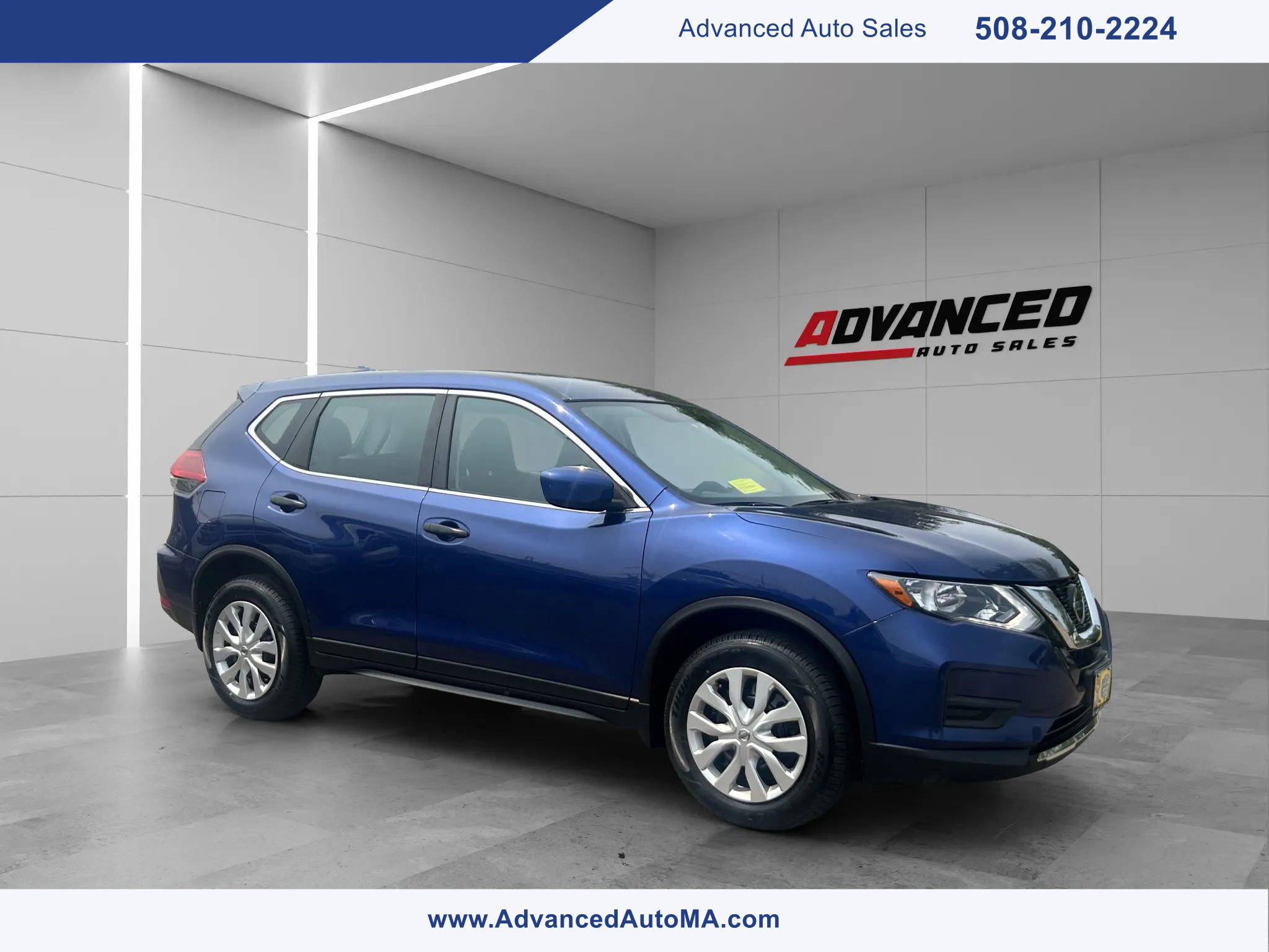 Used 2018 Nissan Rogue S image 1