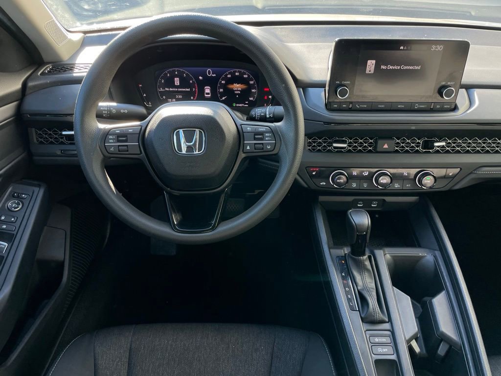 Certified 2025 Honda Accord SE image 11