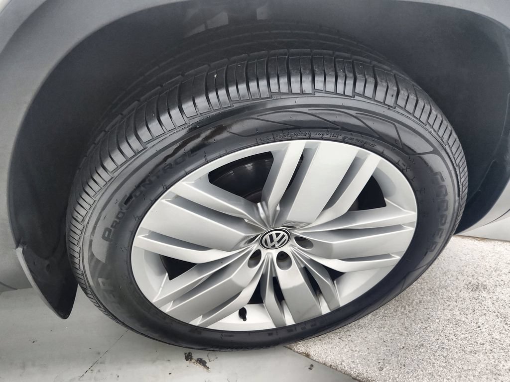 Used 2018 Volkswagen Atlas SEL Premium AWD/4WD image 37