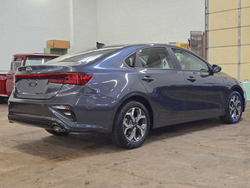 Used 2020 Kia Forte LXS image 16