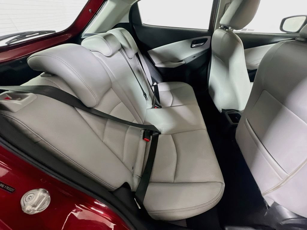 Certified 2020 Toyota Yaris XLE FWD image 22