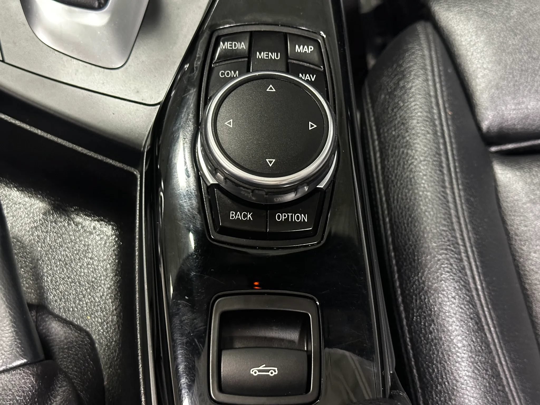 Used 2017 BMW 230i Convertible w/ Driving Assistance Package RWD image 40